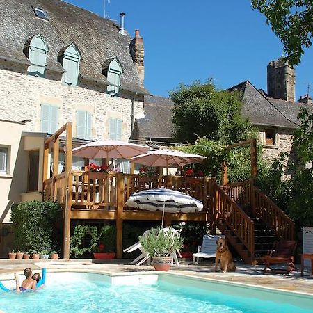 Auberge Saint Fleuret Hotel Estaing  Exterior photo